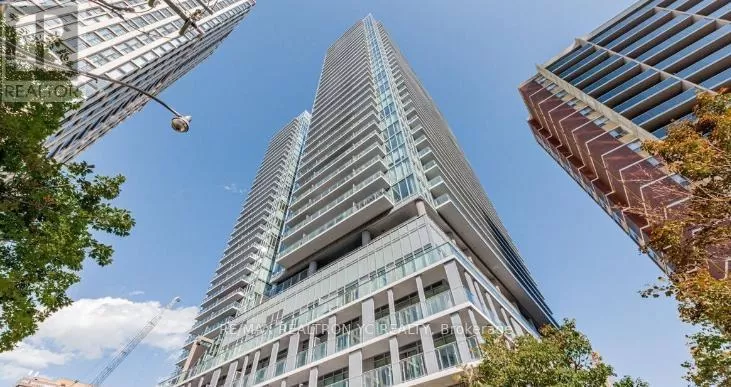 Apartment for rent: 3015 - 195 Redpath Avenue, Toronto, Ontario M4P 0E4