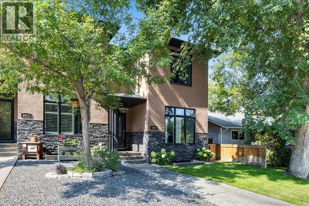 Duplex for rent: 3015 26 Street Sw, Calgary, Alberta T3E 2B3