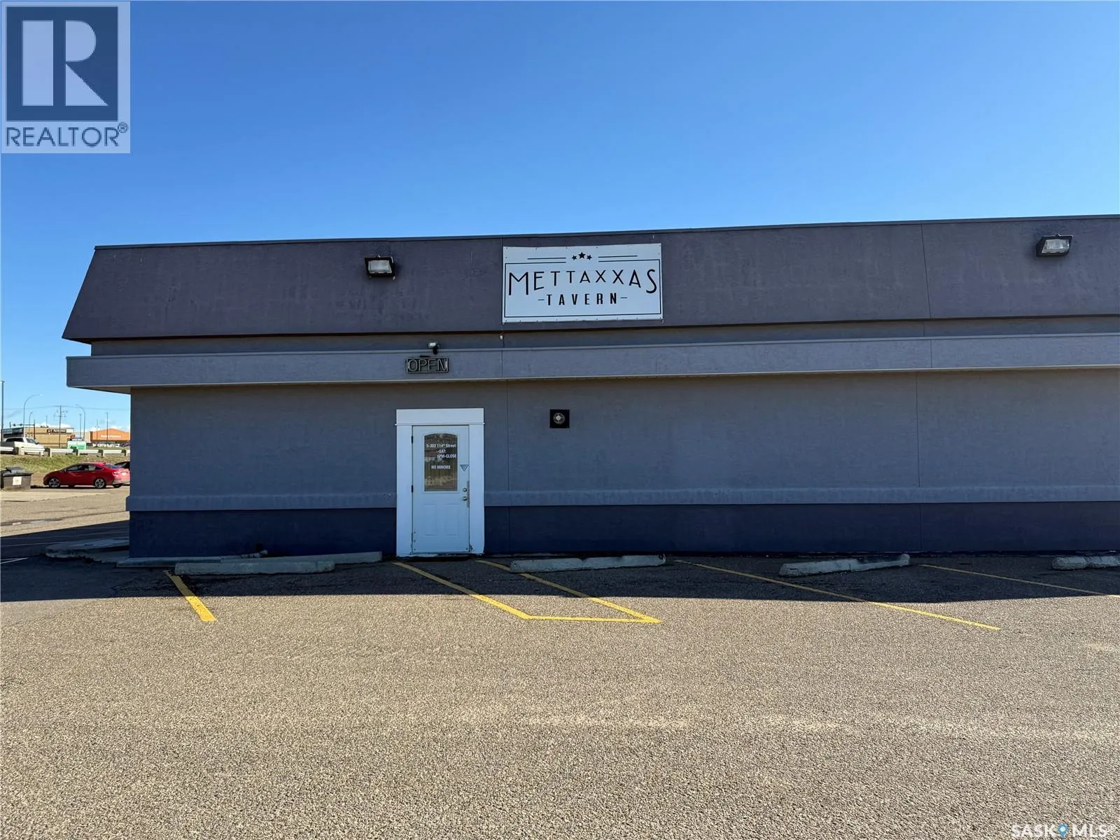 Retail for rent: 302 114th Street, North Battleford, Saskatchewan S9A 2M6