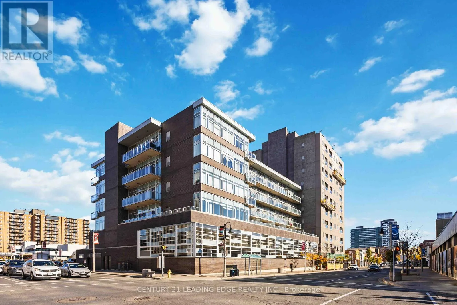 Apartment for rent: 302 - 44 Bond Street W, Oshawa, Ontario L1G 6R2