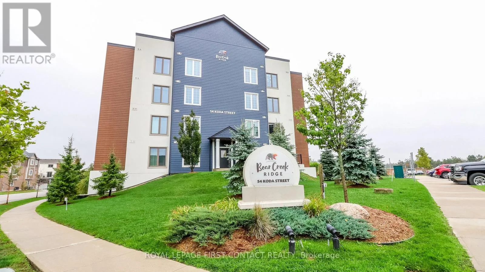 Apartment for rent: 302 - 54 Koda Street, Barrie, Ontario L9J 0J6