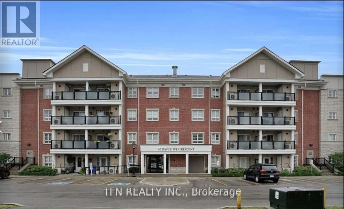 Apartment for rent: 302 - 70 Baycliffe Crescent W, Brampton, Ontario L7A 0Z5