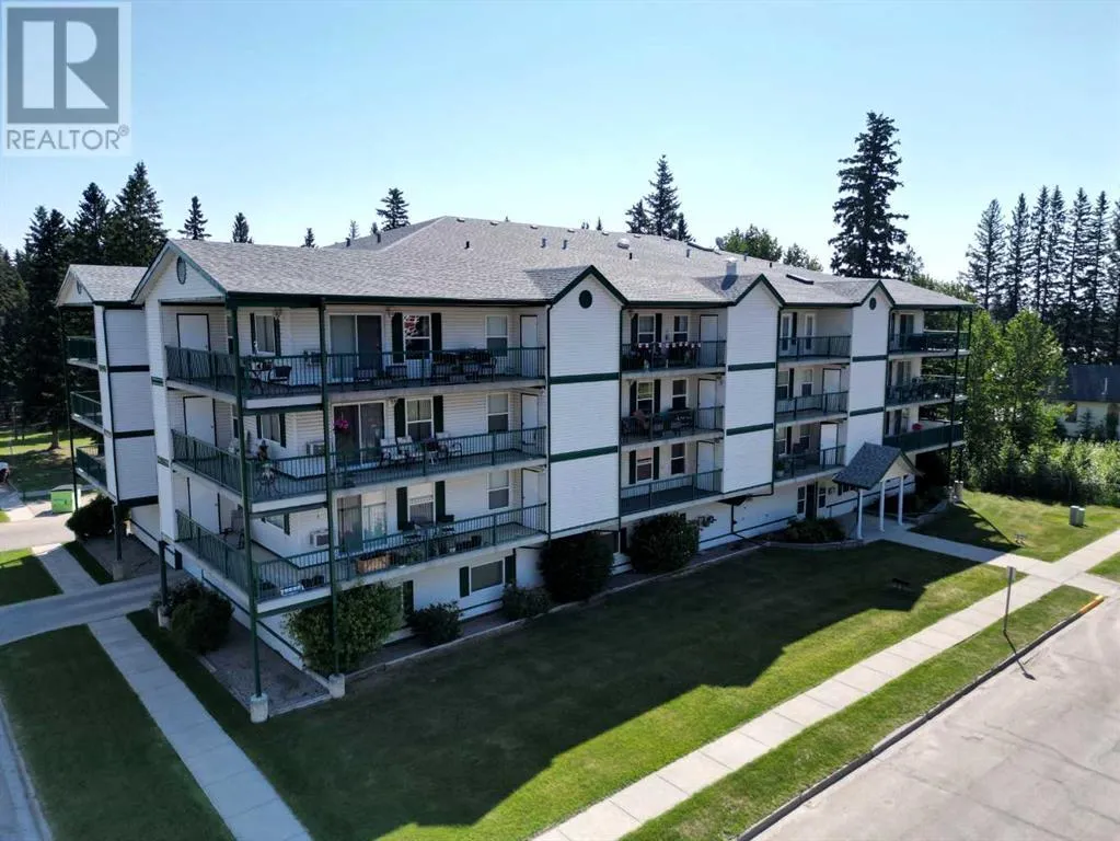 Apartment for rent: 302, 777 48 Street, Edson, Alberta T7E 1Z6