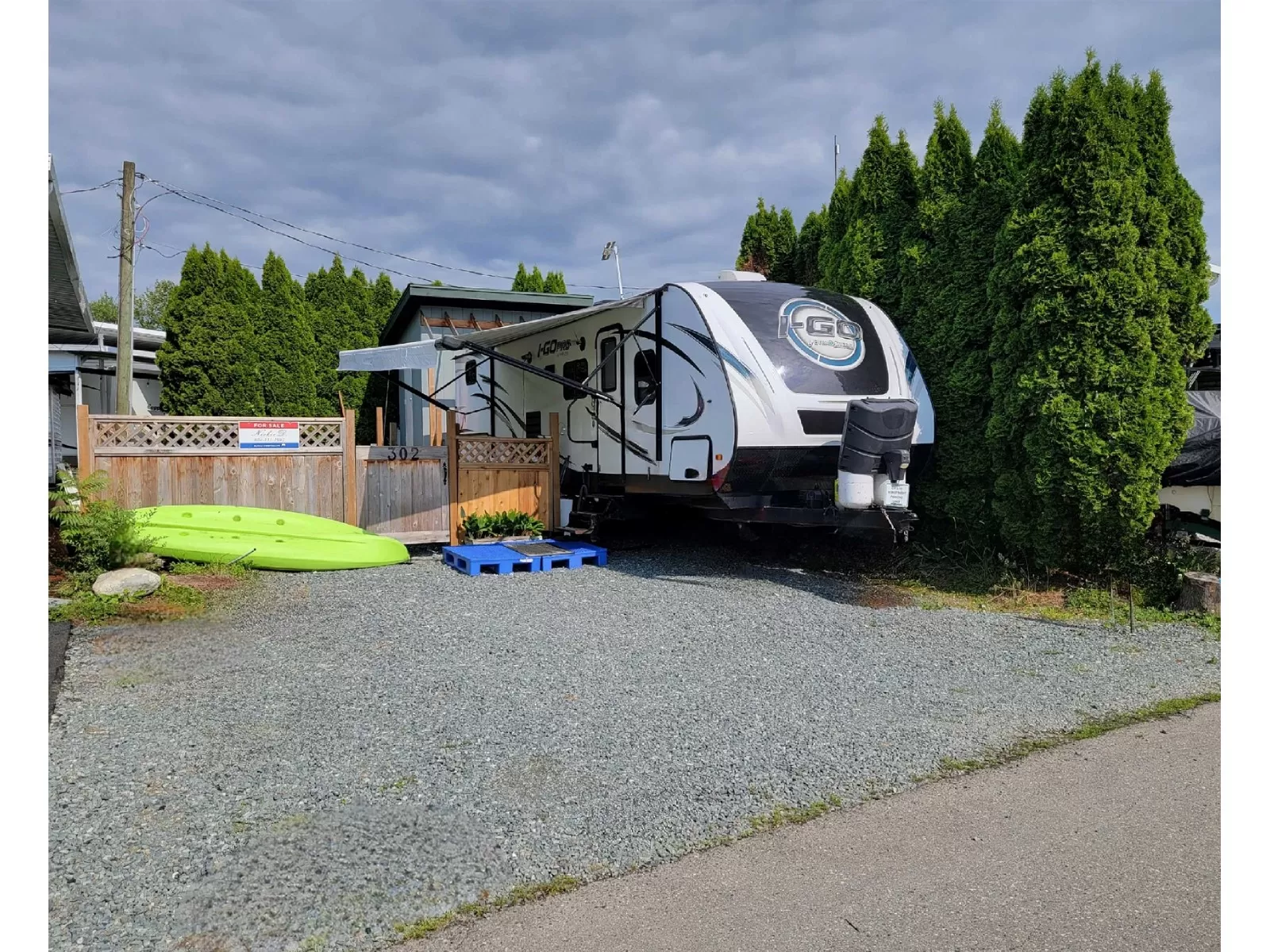 Recreational for rent: 302 8400 Shook Road, Mission, British Columbia V2V 7L3