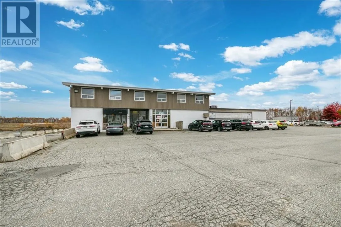 Commercial Mix for rent: 3024 Falconbridge Road, Garson, Ontario P3L 1J6