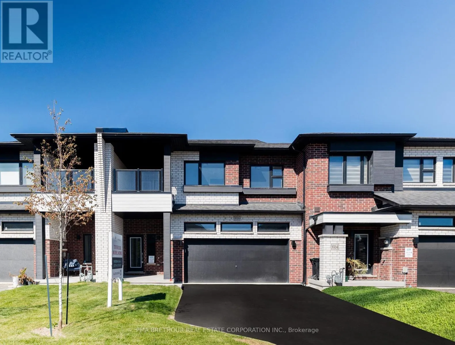 Row / Townhouse for rent: 3026 Sandy Acres Avenue, Severn, Ontario L3V 0Y4