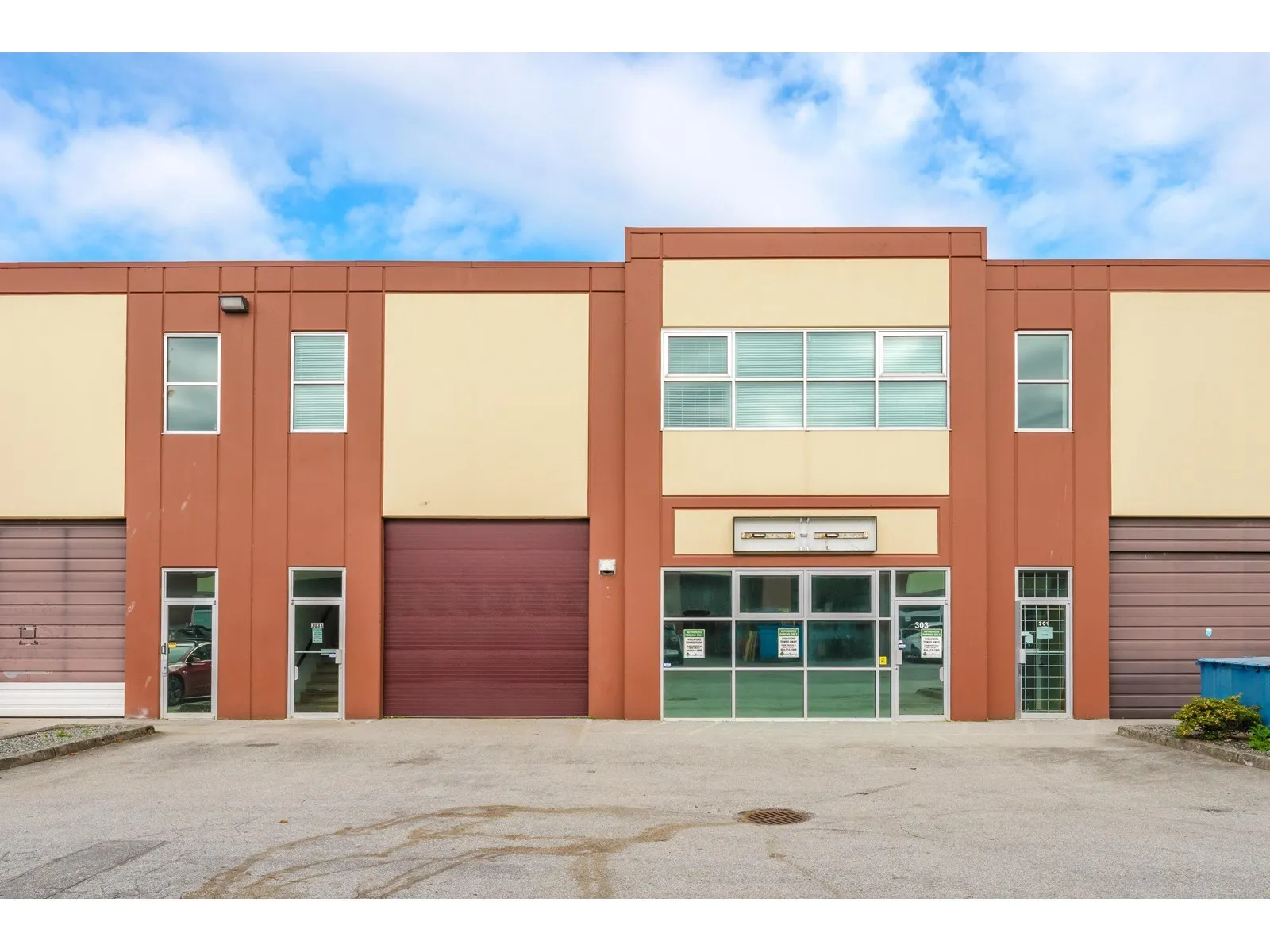 303 17750 65a Avenue, Surrey, British Columbia V3S 5N4