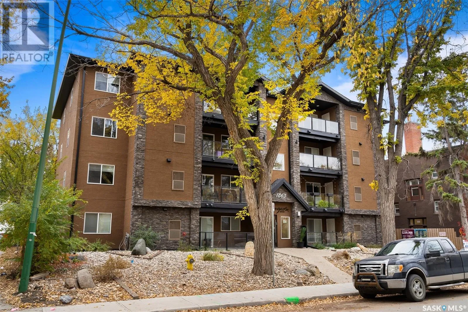 Apartment for rent: 303 1863 Rae Street, Regina, Saskatchewan S4T 2E3