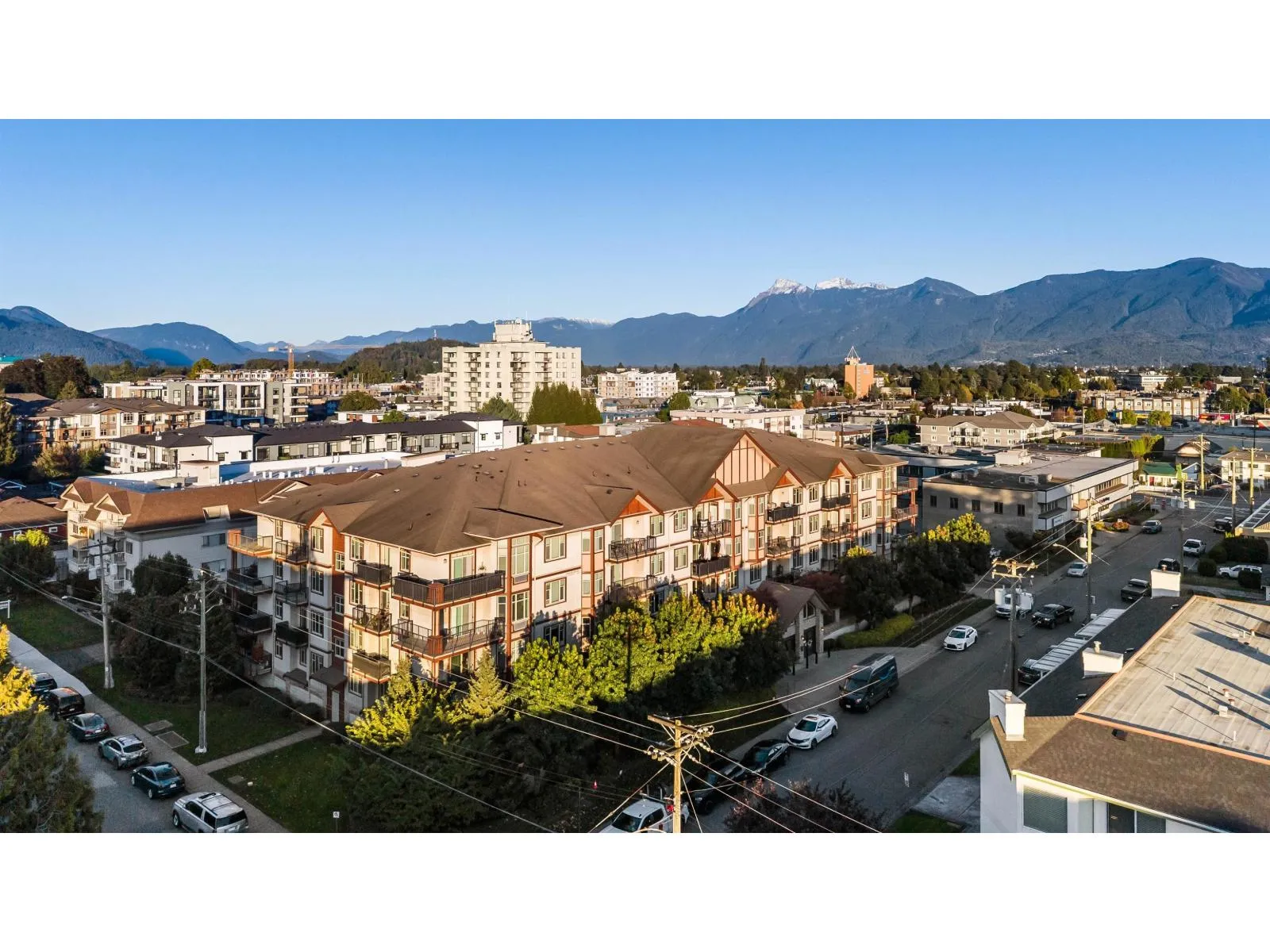 Apartment for rent: 303 45615 Brett Avenue|chilliwack Proper West, Chilliwack, British Columbia V2P 1P1
