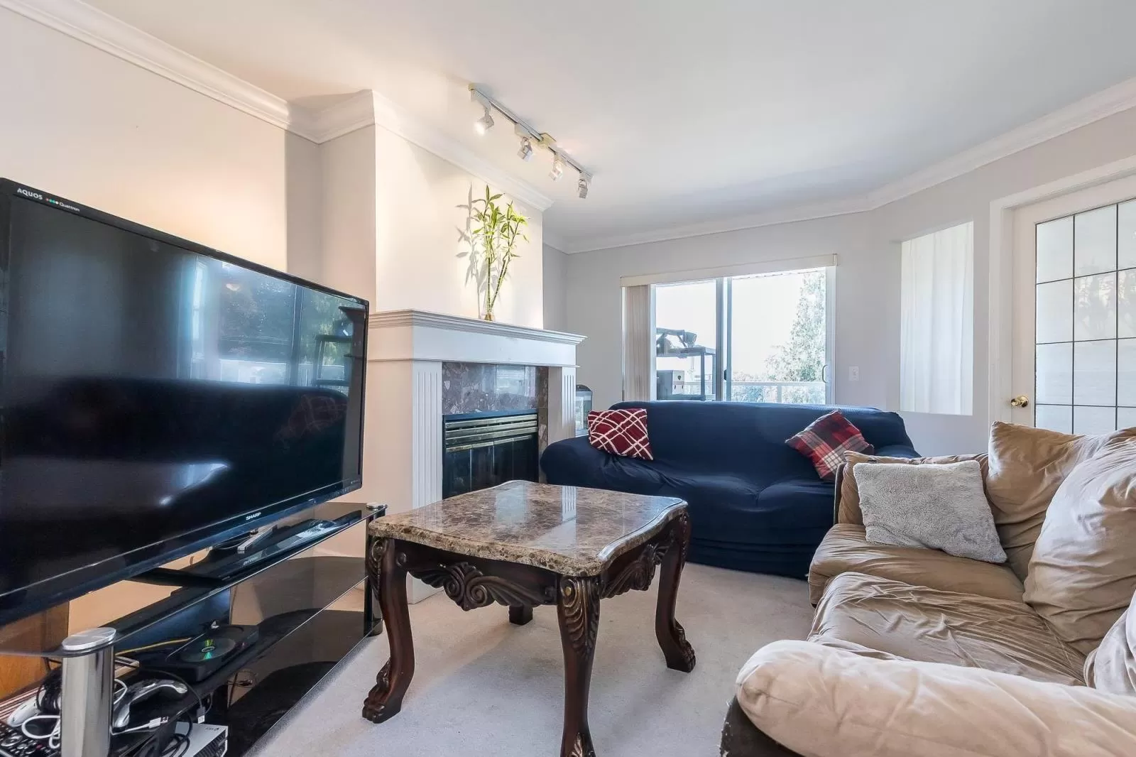 Apartment for rent: 303 45745 Princess Avenue|chilliwack Proper West, Chilliwack, British Columbia V2P 2B5