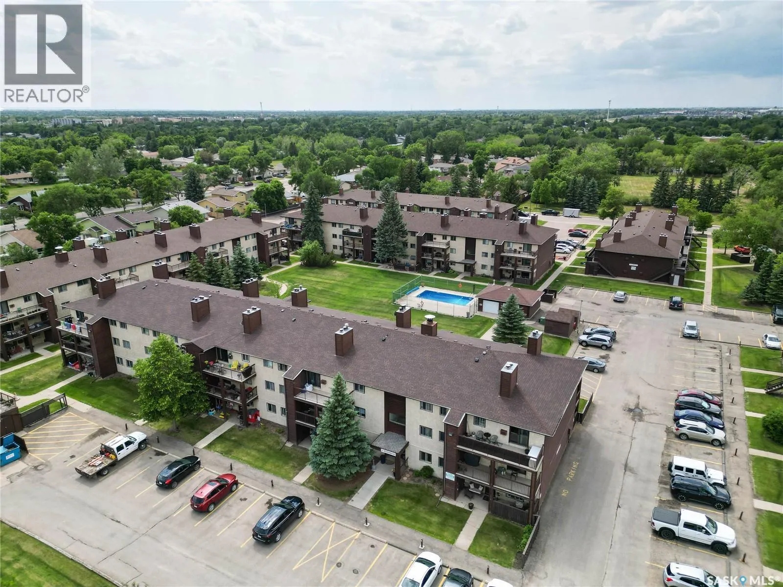 Apartment for rent: 303 51 Rodenbush Drive, Regina, Saskatchewan S4R 8C7