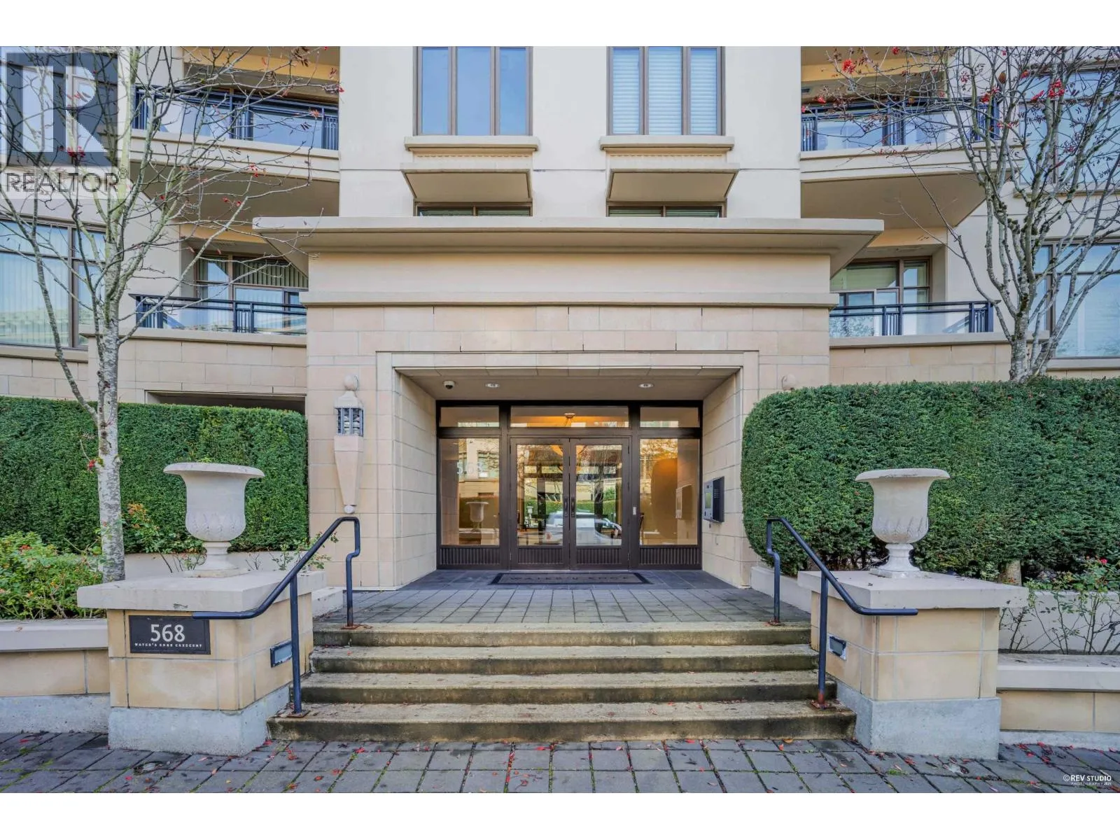 Apartment for rent: 303 568 Waters Edge Crescent, West Vancouver, British Columbia V7T 0A2