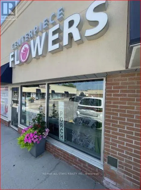 303 - 5892 Main Street, Whitchurch-Stouffville, Ontario L4A 2S8