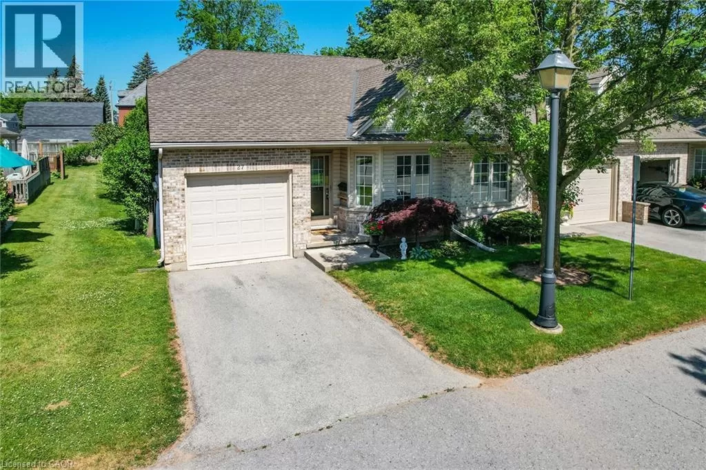 Row / Townhouse for rent: 303 Central Avenue Unit# 27, Grimsby, Ontario L3M 5L7