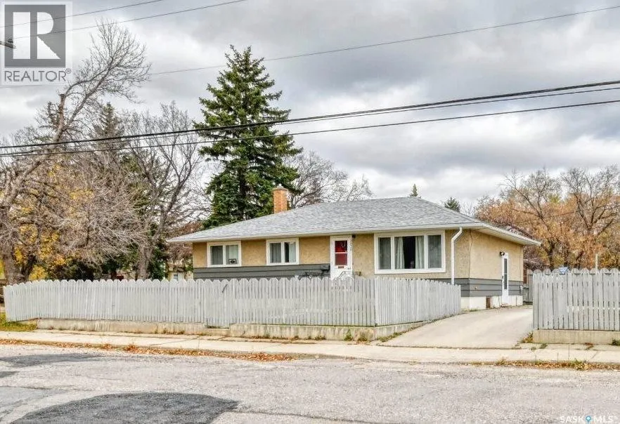 House for rent: 3030 2nd Avenue, Regina, Saskatchewan S4T 0A8