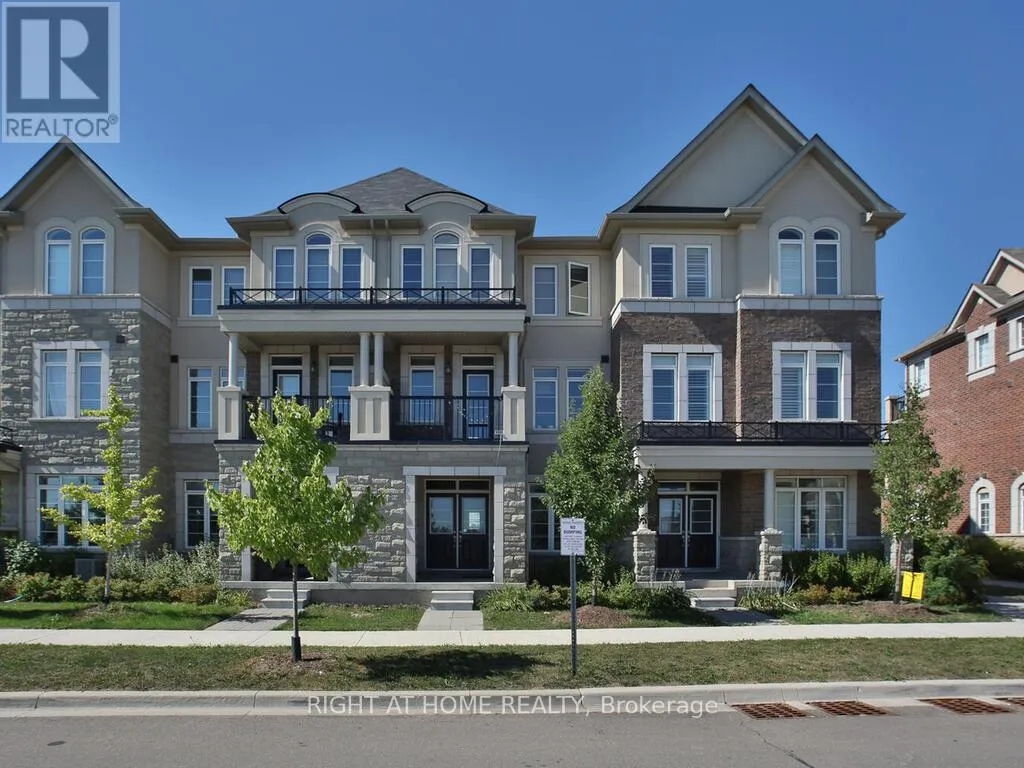 Row / Townhouse for rent: 3030 George Savage Avenue, Oakville, Ontario L6M 0Z1