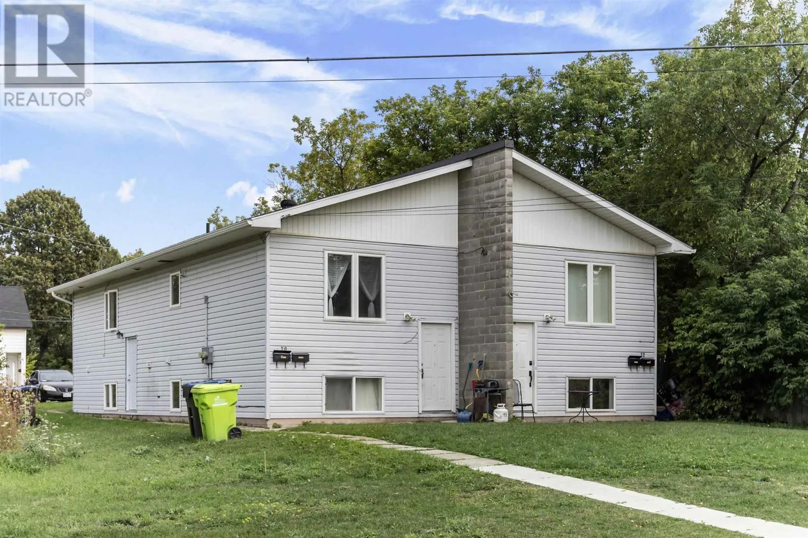 Multi-Family for rent: 30-32 Wemyss St, Sault Ste. Marie, Ontario P6B 1B3