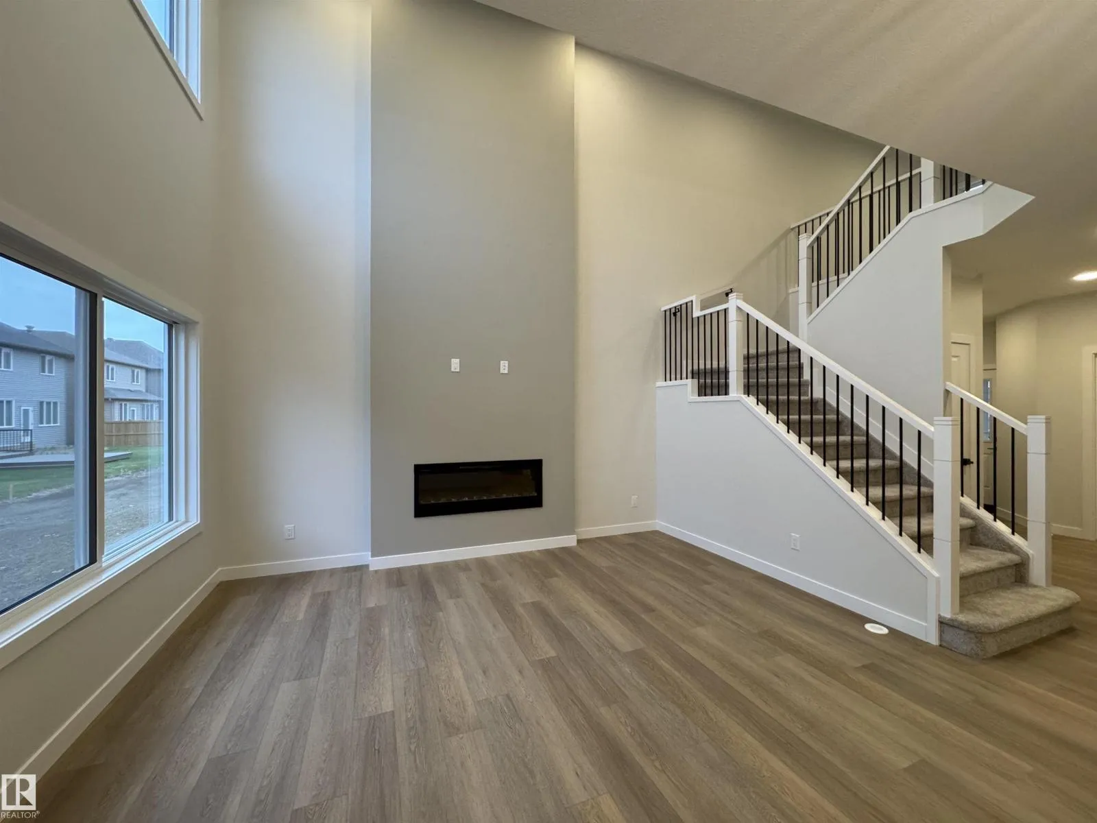 House for rent: 3036 Dixon Ld Sw, Edmonton, Alberta T6W 5L2