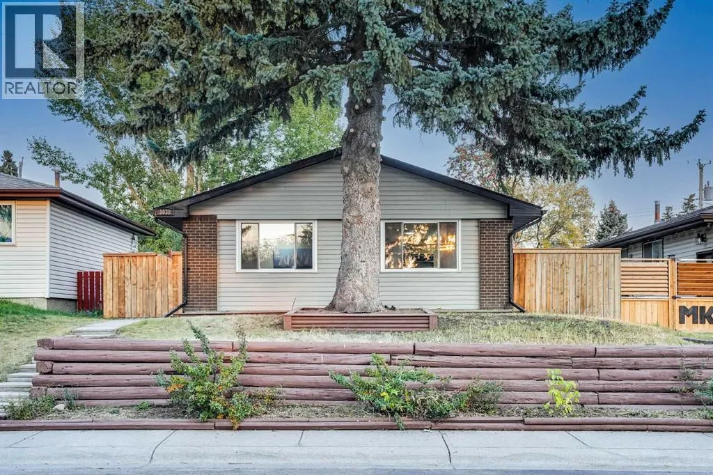 House for rent: 3038 Dover Road Se, Calgary, Alberta T2B 1V6