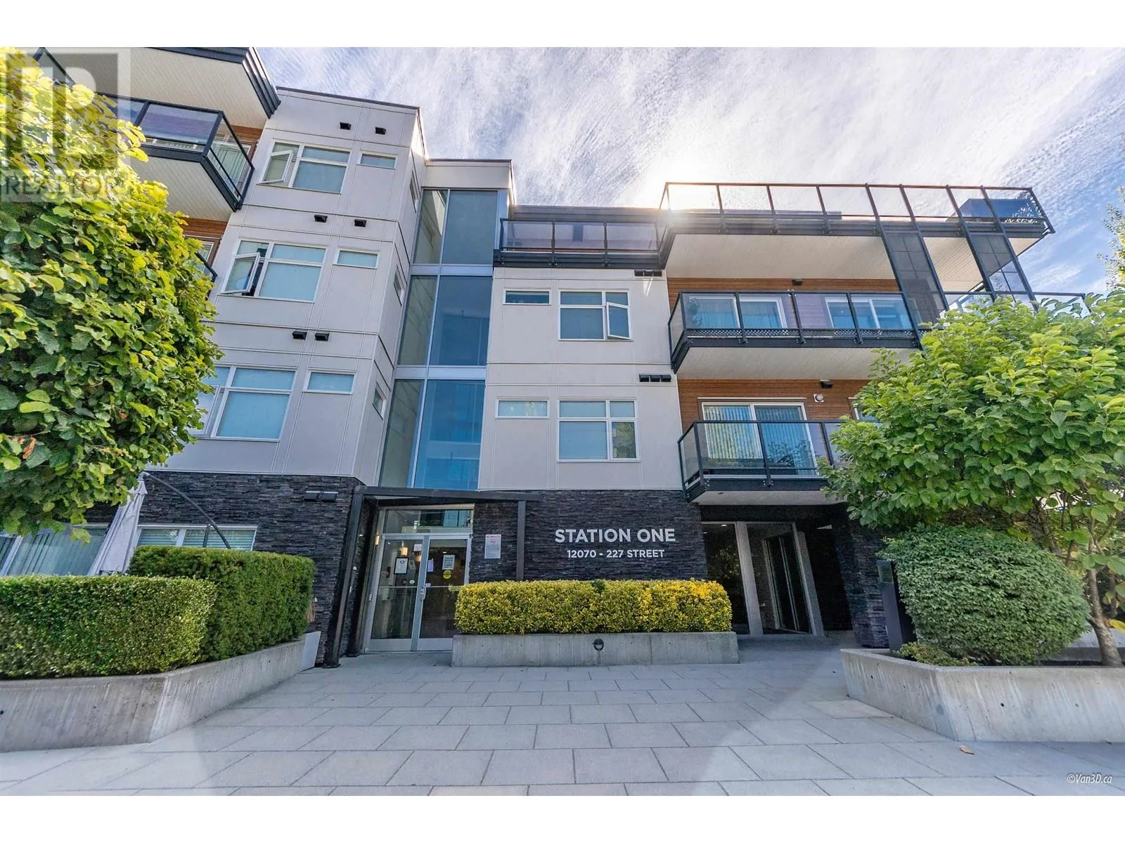 Apartment for rent: 304 12070 227 Street, Maple Ridge, British Columbia V2X 9H2