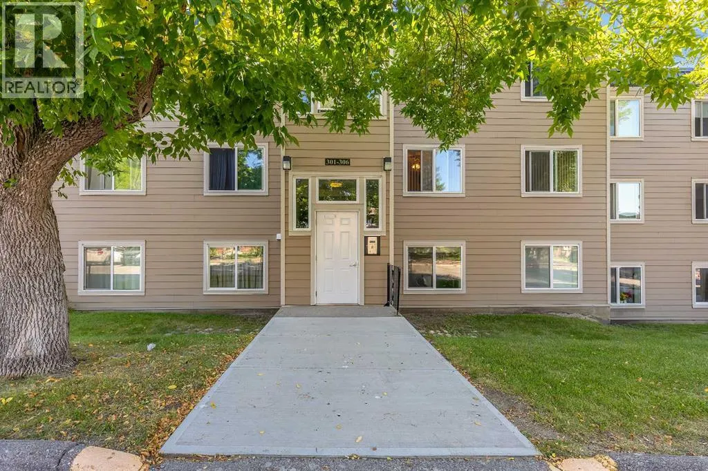 Apartment for rent: 304, 315 Heritage Drive Se, Calgary, Alberta T2H 1N2