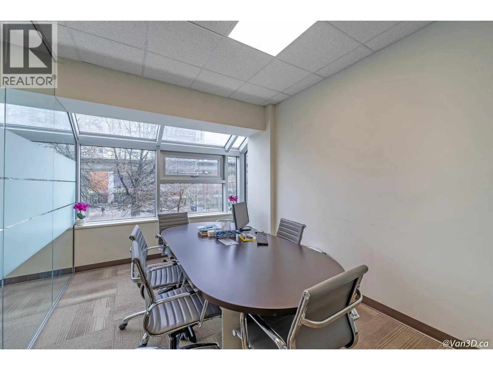 304 4388 Beresford Street, Burnaby, British Columbia V5H 0E7