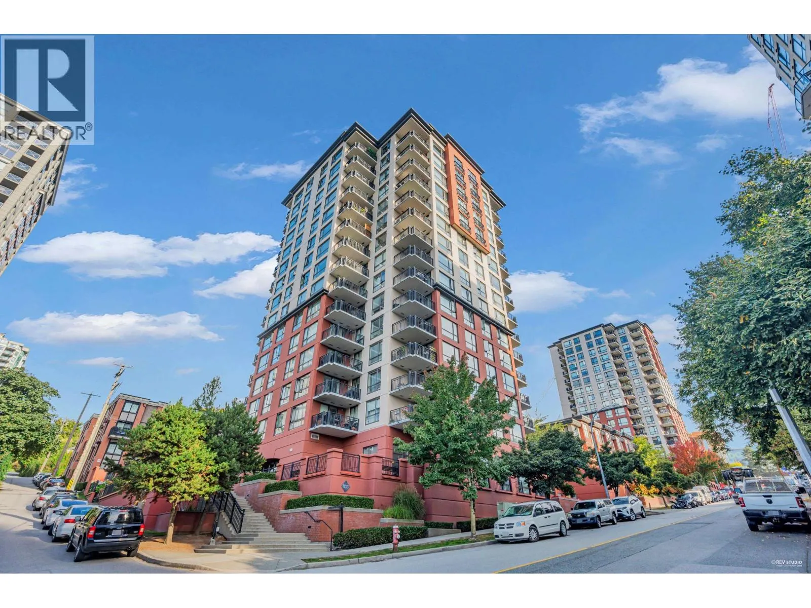 Apartment for rent: 304 833 Agnes Street, New Westminster, British Columbia V3M 0B1