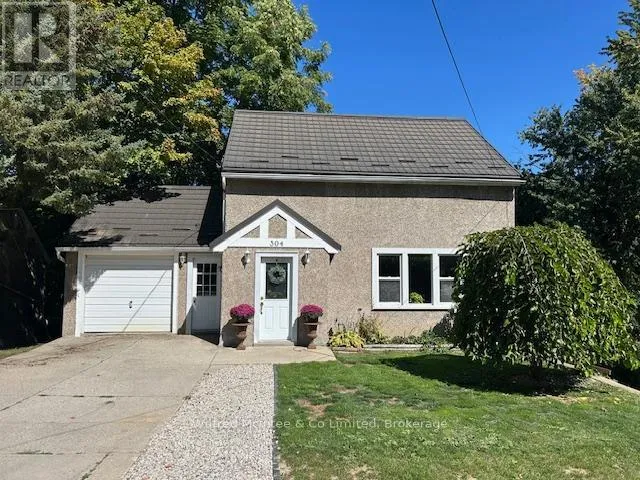 House for rent: 304 Napier Street, Brockton, Ontario N0G 2V0