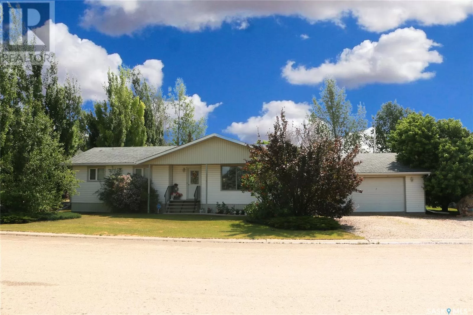 House for rent: 304 Rosher Street, Colonsay, Saskatchewan S0K 0Z0