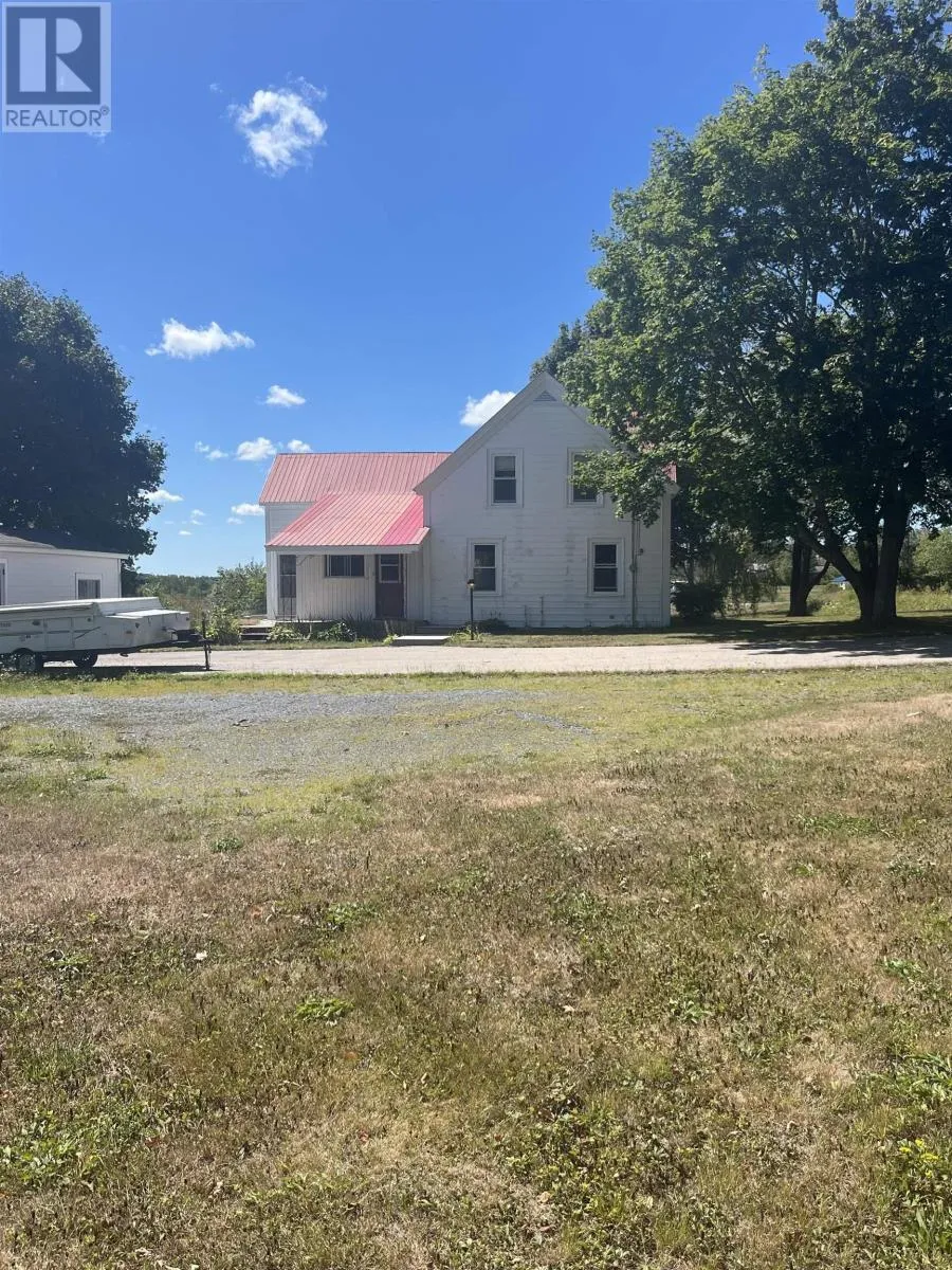 House for rent: 3040 Clementsvale Road, Bear River East, Nova Scotia B0S 1B0