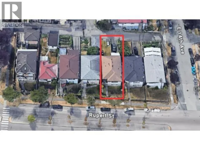 House for rent: 3041 Rupert Street, Vancouver, British Columbia V5M 3V1