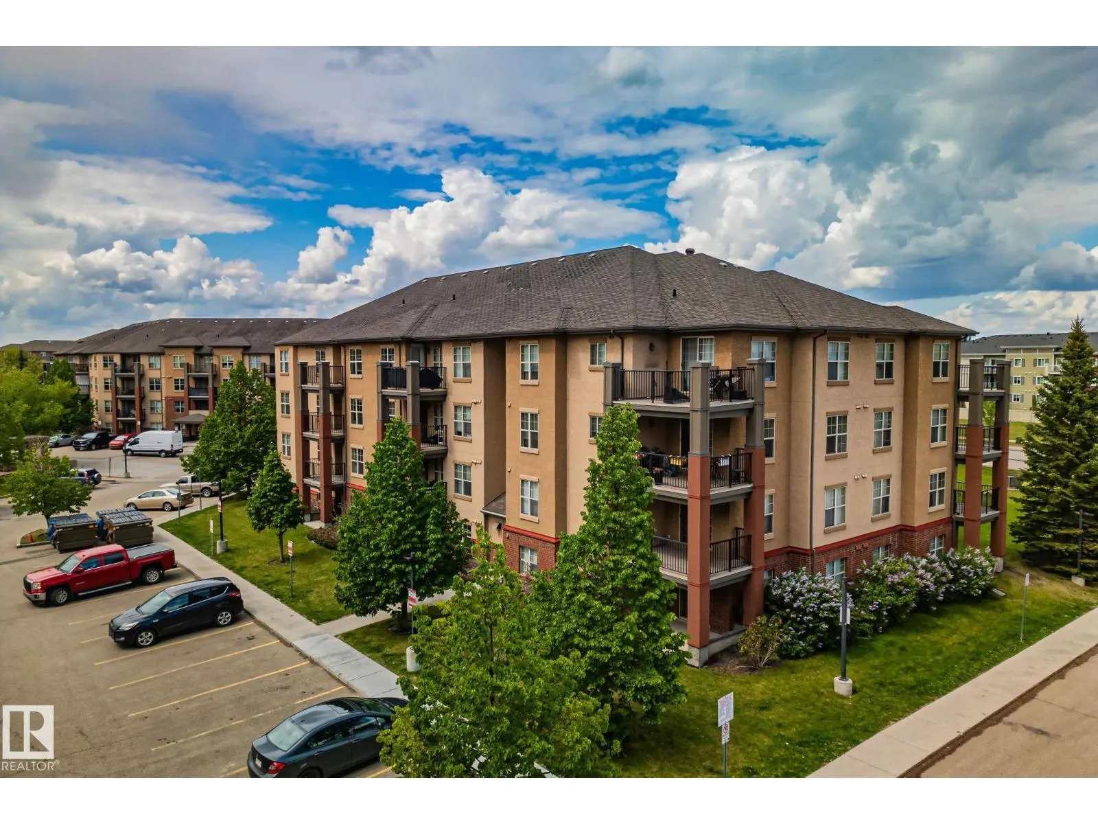 Apartment for rent: #305 11441 Ellerslie Rd Sw Sw, Edmonton, Alberta T6W 1S9