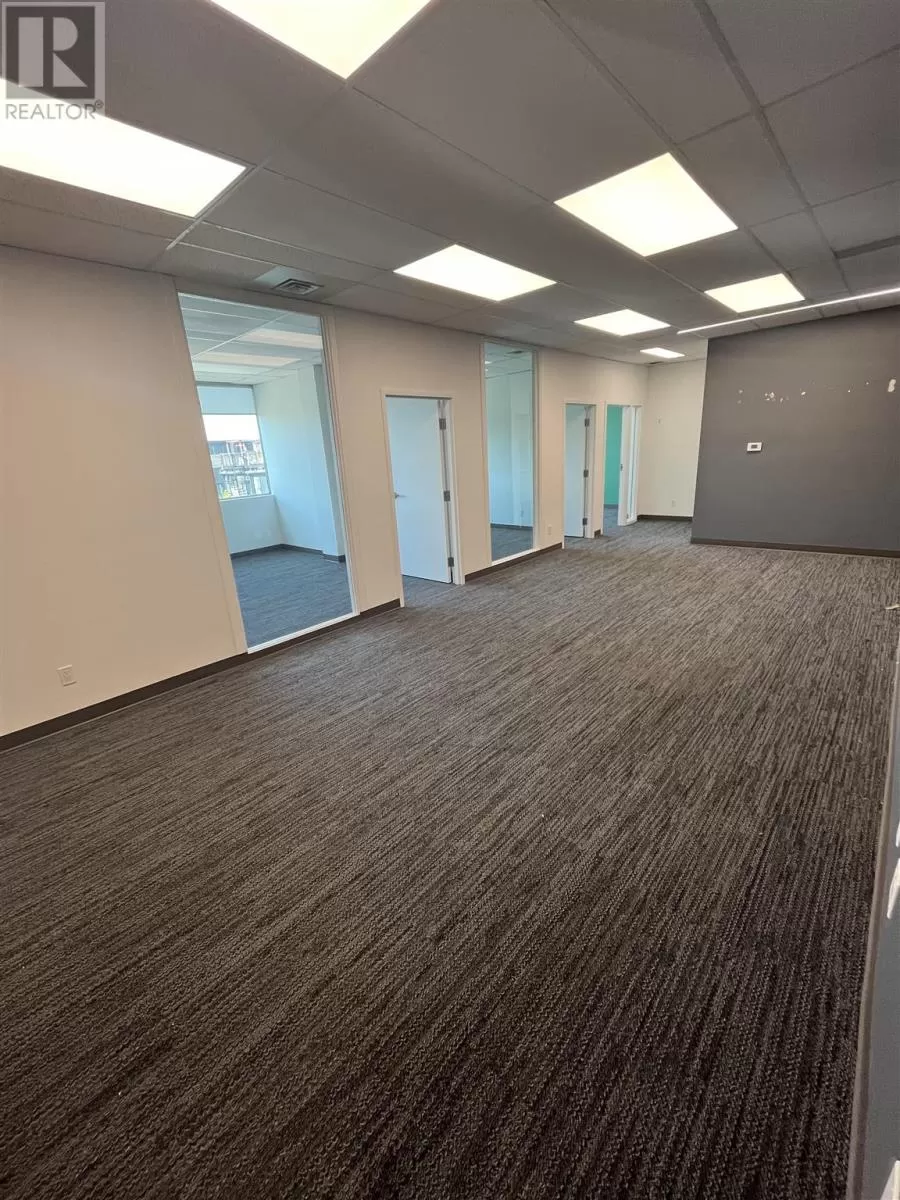 305 180 Park Ave, Thunder Bay, Ontario P7B 6J4