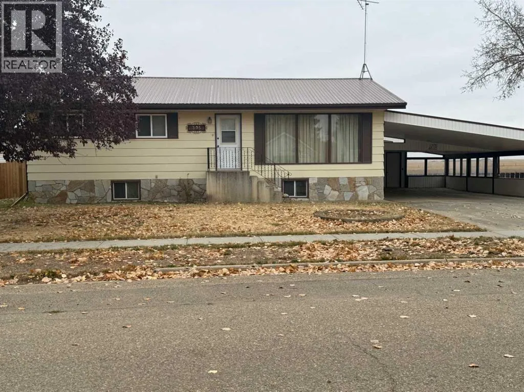 House for rent: 305 2 Street E, Foremost, Alberta T0K 0X0