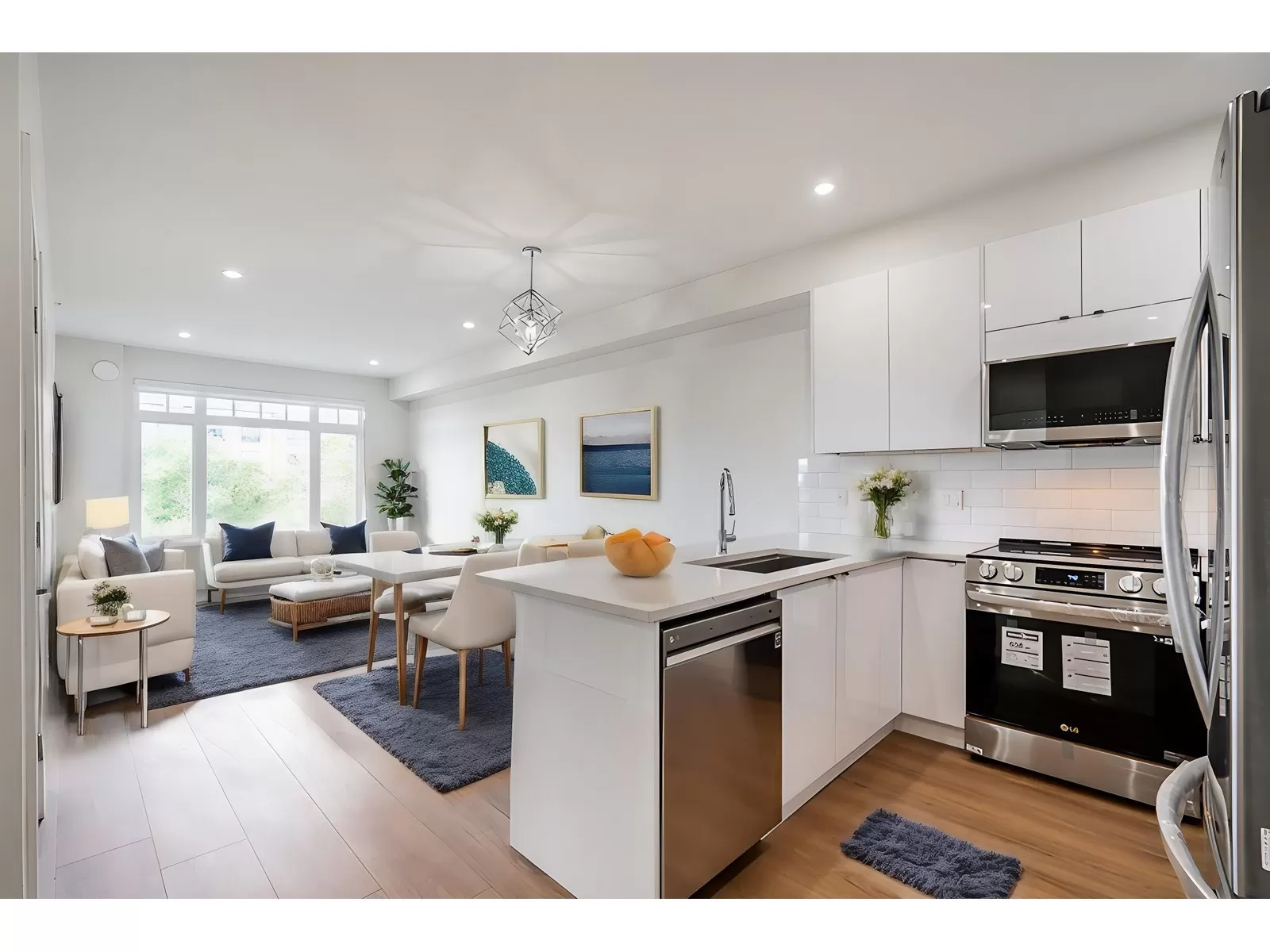 Apartment for rent: 305 20081 68 Avenue, Langley, British Columbia V2Y 3V7