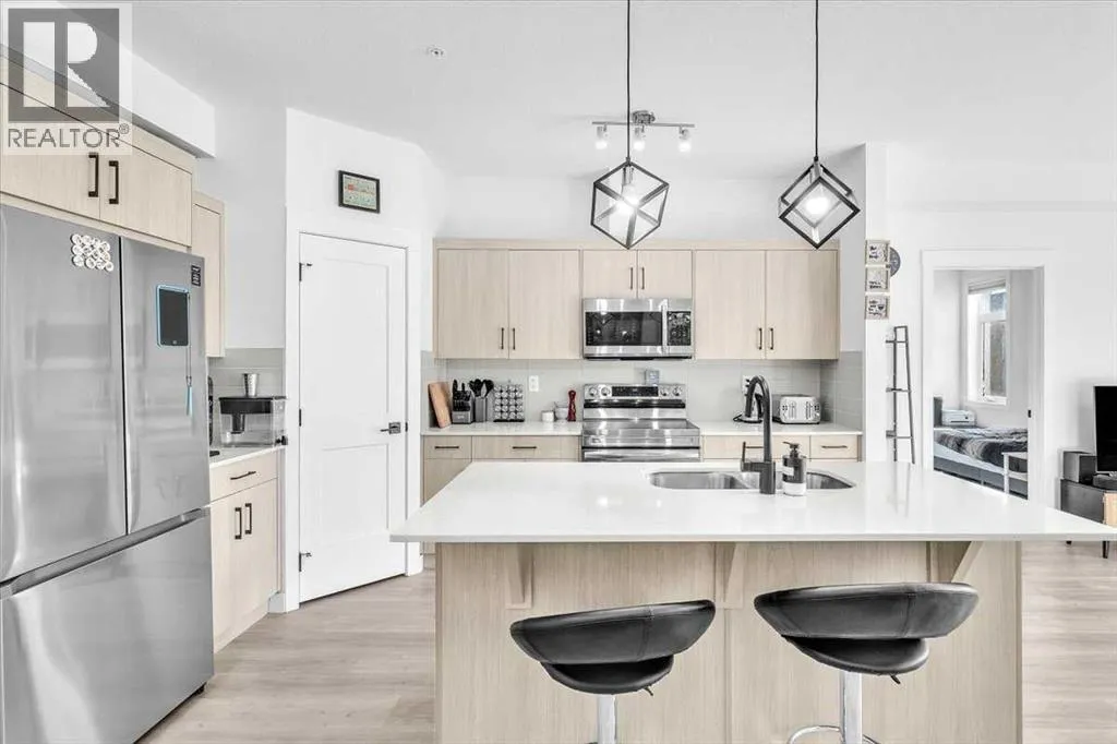 Apartment for rent: 305, 30 Sage Hill Walk Nw, Calgary, Alberta T3R 2A9