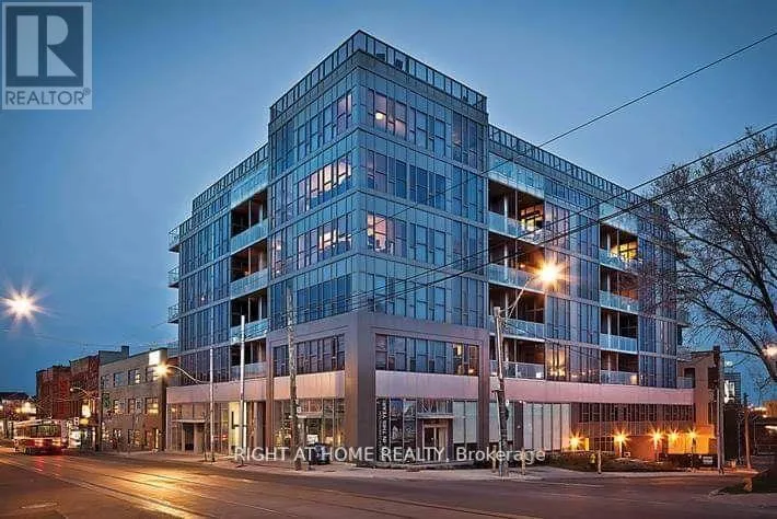 Apartment for rent: 305 - 625 Queen Street E, Toronto, Ontario M4M 1G7