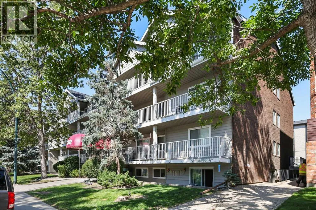 Apartment for rent: 305, 732 57 Avenue Sw, Calgary, Alberta T2V 0H4