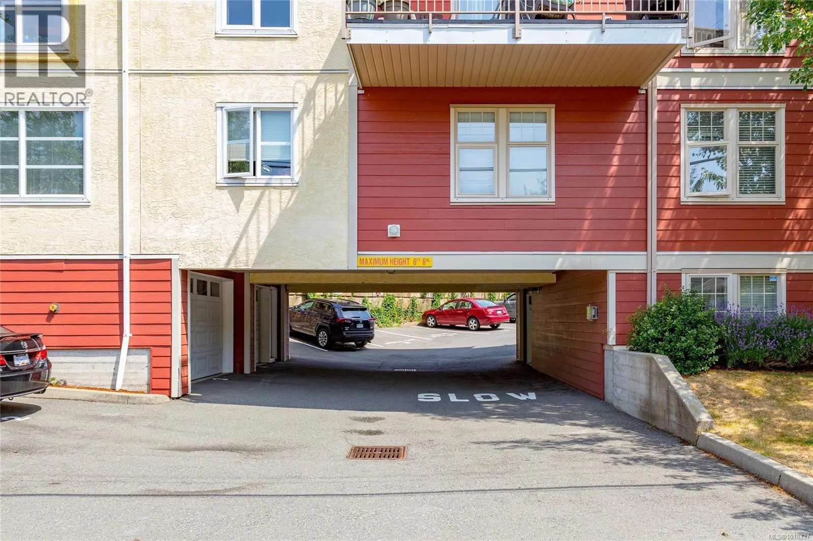 Row / Townhouse for rent: 305 908 Brock Ave, Langford, British Columbia V9B 3C6