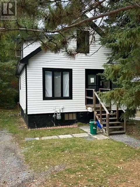 305 Brebeuf Street, Sudbury, Ontario P3C 5H2