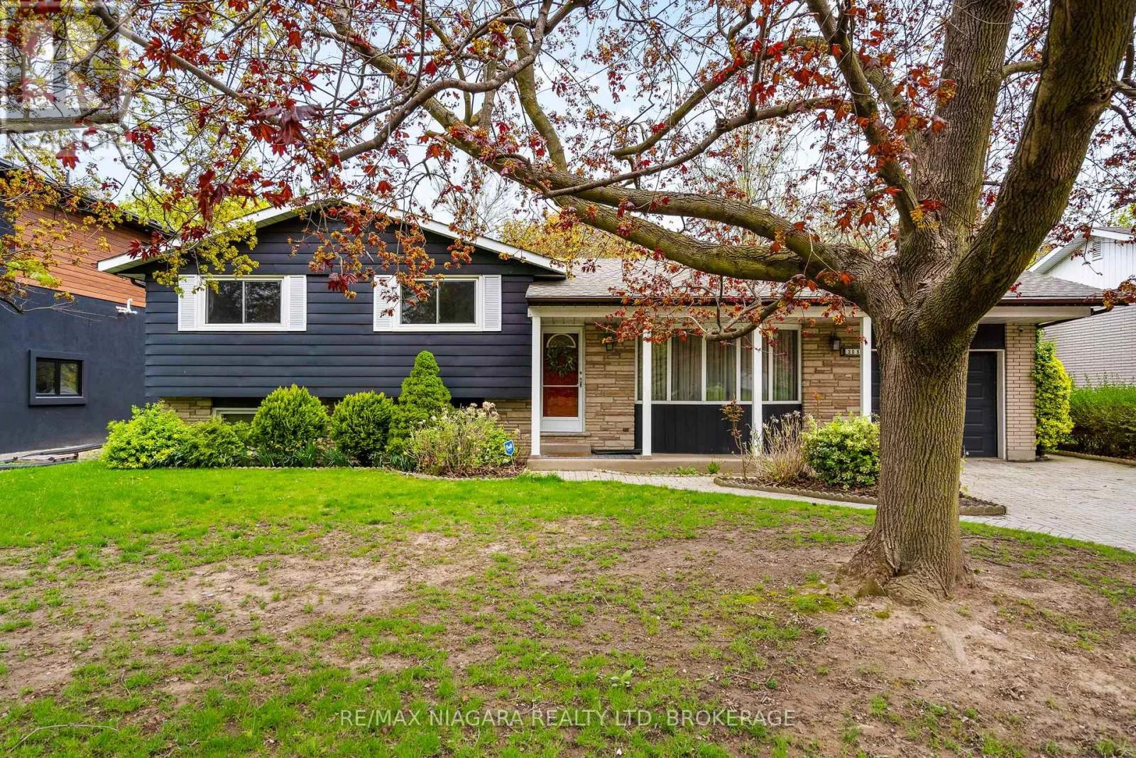 House for rent: 305 Centre Street, Niagara-on-the-Lake, Ontario L0S 1J0