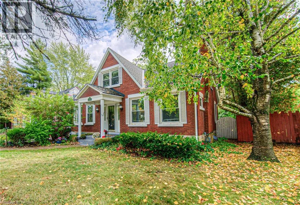 House for rent: 305 Main Street, Cambridge, Ontario N1R 1Y2