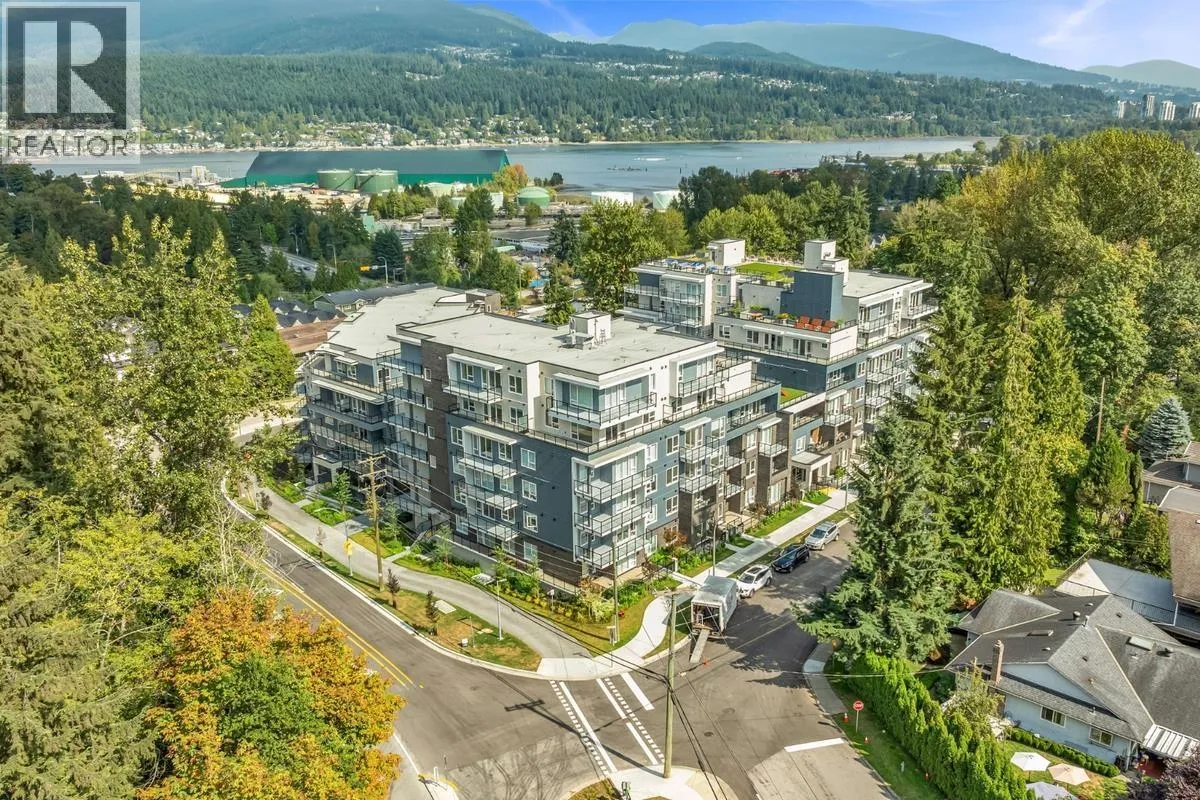 Apartment for rent: 306 2002 St George Street, Port Moody, British Columbia V3H 0N4