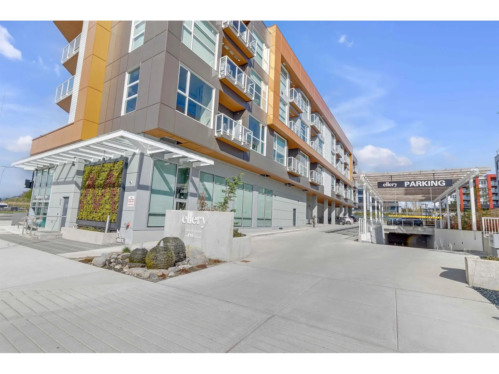 Apartment for rent: 306 20614 80 Avenue, Langley, British Columbia V2Y 3W7