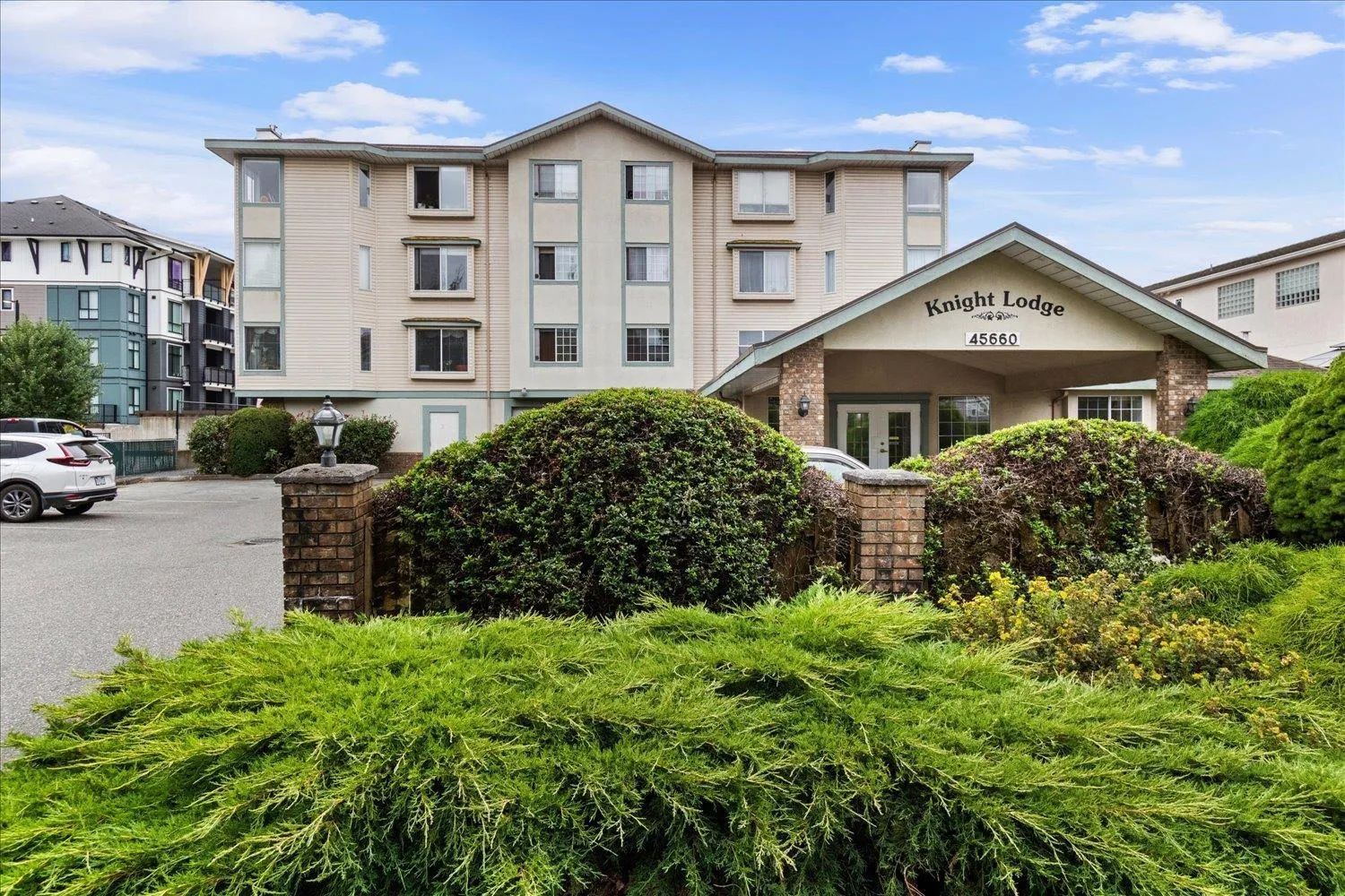 Apartment for rent: 306 45660 Knight Road|sardis West Vedder, Chilliwack, British Columbia V2R 2X4