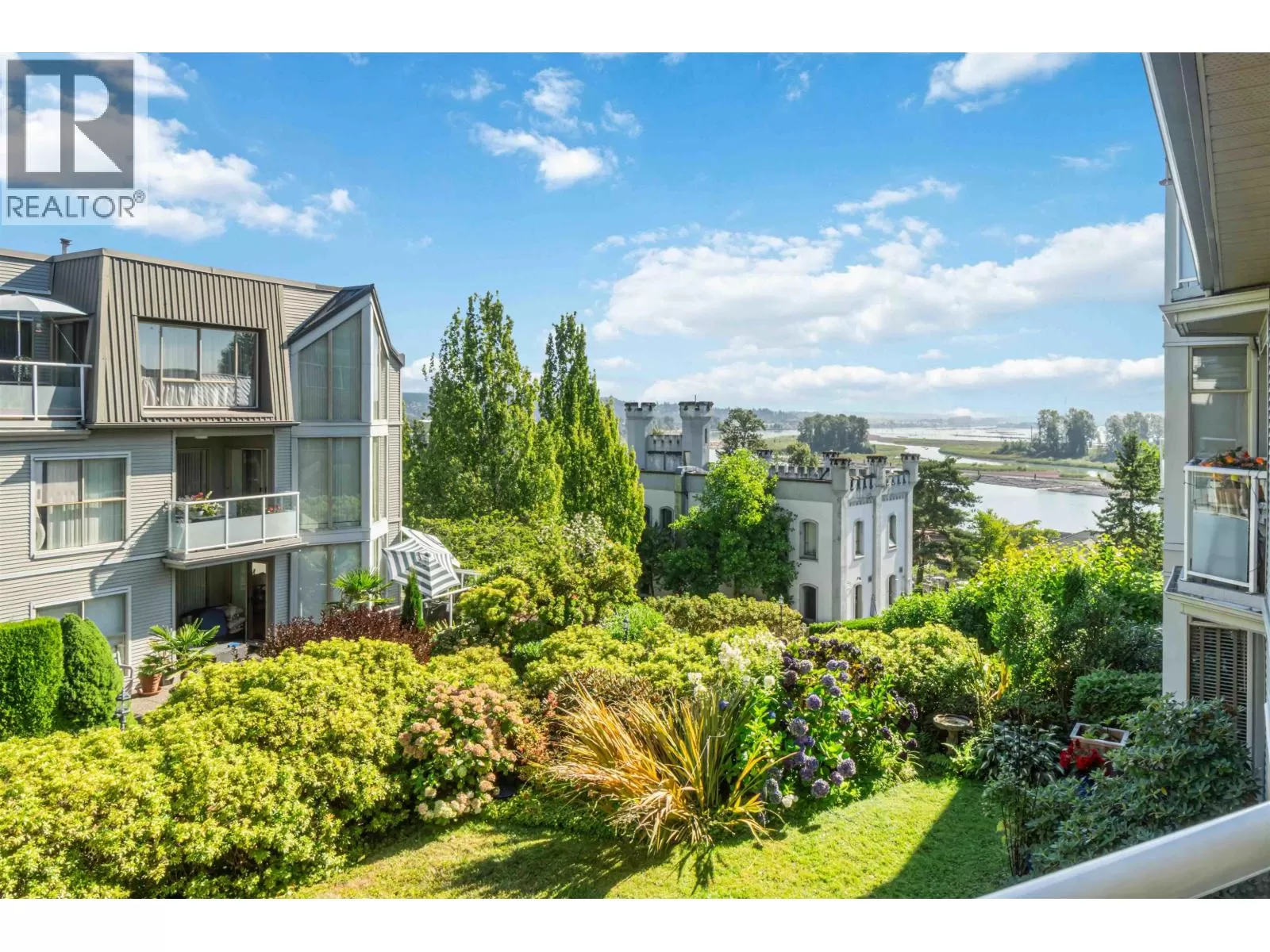 Apartment for rent: 306 48 Richmond Street, New Westminster, British Columbia V3L 5P4