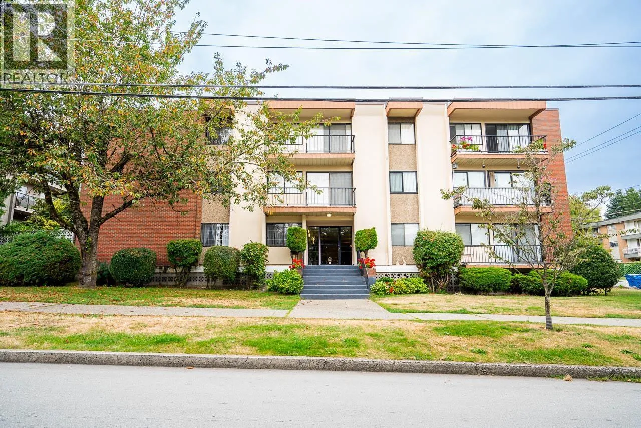 Apartment for rent: 306 505 Ninth Street, New Westminster, British Columbia V3M 3W6