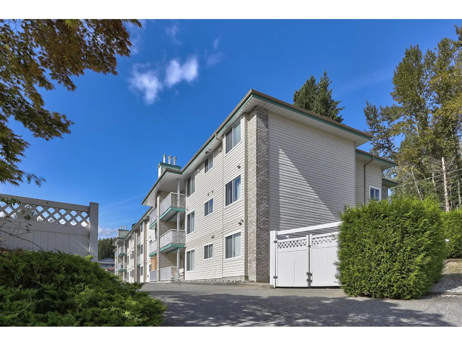 Apartment for rent: 306 7265 Haig Street, Mission, British Columbia V2V 6N3