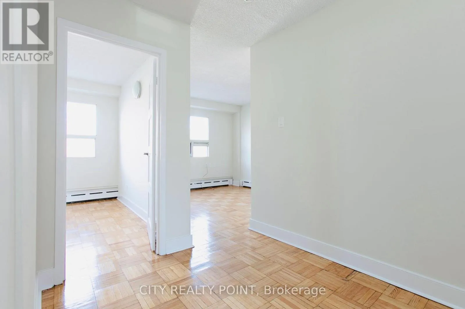 Apartment for rent: 306 - 990 Avenue Road, Toronto, Ontario M5P 2K8