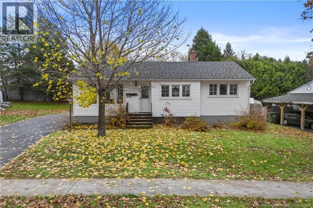 306 Cherry Avenue, Fredericton, New Brunswick E3A 1Z5